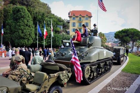 28 Августа. Американски танки на набережной Ниццы